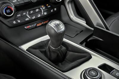 2016 Chevrolet Corvette Z06 3LZ-RARE MANUAL-CERAMICS & COMP SEATS   - Photo 34 - Joliet, IL 60435