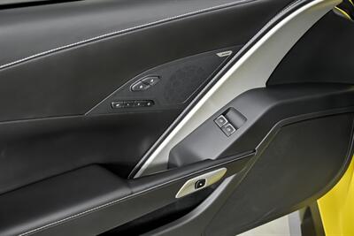 2016 Chevrolet Corvette Z06 3LZ-RARE MANUAL-CERAMICS & COMP SEATS   - Photo 18 - Joliet, IL 60435