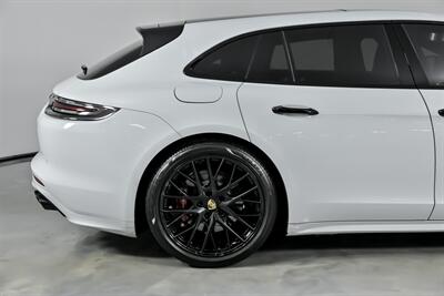 2020 Porsche Panamera GTS Sport Turismo - Photo 13 - Joliet, IL 60435