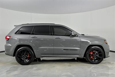 2019 Jeep Grand Cherokee SRT   - Photo 14 - Joliet, IL 60435