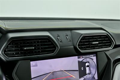 2019 Lamborghini Urus -STARLIGHT HEADLINER-CUSTOM AUDIO   - Photo 33 - Joliet, IL 60435