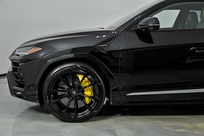 2019 Lamborghini Urus   - Photo 7 - Joliet, IL 60435