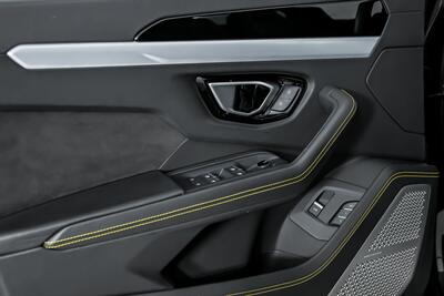 2019 Lamborghini Urus   - Photo 18 - Joliet, IL 60435