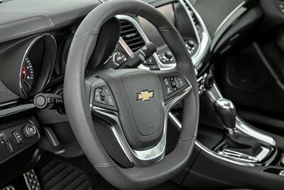 2017 Chevrolet SS   - Photo 27 - Joliet, IL 60435