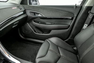2017 Chevrolet SS   - Photo 40 - Joliet, IL 60435