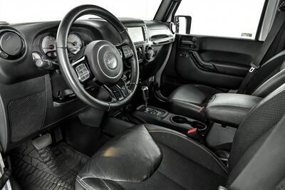 2017 Jeep Wrangler Unlimited Sahara   - Photo 17 - Joliet, IL 60435