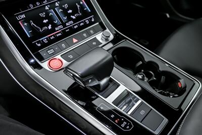 2019 Audi Q8 quattro Premium Plus 55 TFSI   - Photo 36 - Joliet, IL 60435
