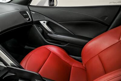 2017 Chevrolet Corvette Stingray   - Photo 33 - Joliet, IL 60435