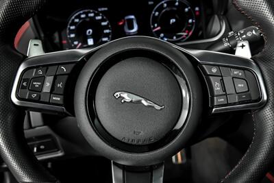 2021 Jaguar F-TYPE First Edition   - Photo 30 - Joliet, IL 60435