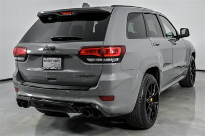 2021 Jeep Grand Cherokee Trackhawk-BONE STOCK!   - Photo 12 - Joliet, IL 60435