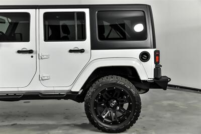 2016 Jeep Wrangler Unlimited Sahara   - Photo 9 - Joliet, IL 60435