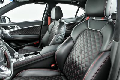 2022 Genesis G70 3.3T Standard - Photo 22 - Joliet, IL 60435