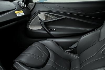 2020 McLaren 720S Spider Luxury   - Photo 43 - Joliet, IL 60435