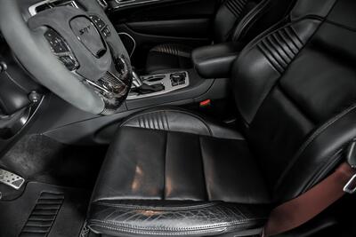 2018 Jeep Grand Cherokee SRT   - Photo 22 - Joliet, IL 60435