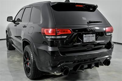 2018 Jeep Grand Cherokee SRT   - Photo 10 - Joliet, IL 60435