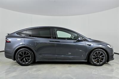 2023 Tesla Model X Plaid   - Photo 14 - Joliet, IL 60435