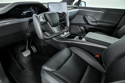 2023 Tesla Model X Plaid   - Photo 19 - Joliet, IL 60435
