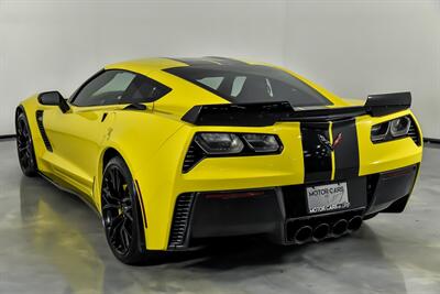 2017 Chevrolet Corvette Z06 3LZ   - Photo 9 - Joliet, IL 60435