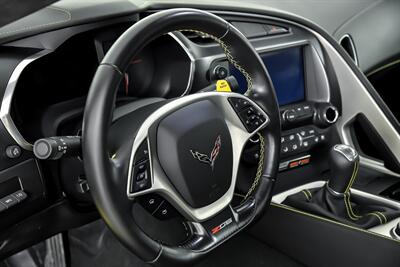 2017 Chevrolet Corvette Z06 3LZ   - Photo 23 - Joliet, IL 60435