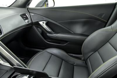 2017 Chevrolet Corvette Z06 3LZ   - Photo 37 - Joliet, IL 60435
