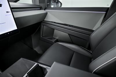 2025 Tesla Cybertruck -$30K MODS-FULL PAINT MATCH & WHEELS   - Photo 43 - Joliet, IL 60435
