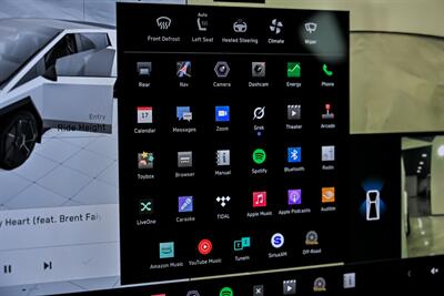 2025 Tesla Cybertruck -$30K MODS-FULL PAINT MATCH & WHEELS   - Photo 29 - Joliet, IL 60435