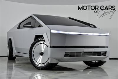 2025 Tesla Cybertruck -$30K MODS-FULL PAINT MATCH & WHEELS   - Photo 1 - Joliet, IL 60435