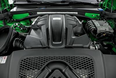 2022 Porsche Macan GTS-RARE PYTHON GREEN!   - Photo 17 - Joliet, IL 60435
