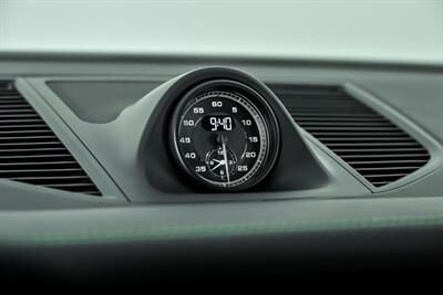 2022 Porsche Macan GTS-RARE PYTHON GREEN!   - Photo 33 - Joliet, IL 60435