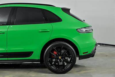 2022 Porsche Macan GTS-RARE PYTHON GREEN!   - Photo 9 - Joliet, IL 60435