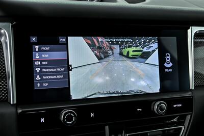 2022 Porsche Macan GTS-RARE PYTHON GREEN!   - Photo 37 - Joliet, IL 60435