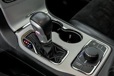 2018 Jeep Grand Cherokee Trackhawk   - Photo 34 - Joliet, IL 60435