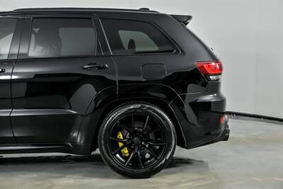 2018 Jeep Grand Cherokee Trackhawk   - Photo 8 - Joliet, IL 60435
