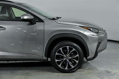 2018 Lexus NX 300   - Photo 15 - Joliet, IL 60435