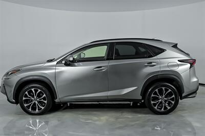 2018 Lexus NX 300   - Photo 8 - Joliet, IL 60435