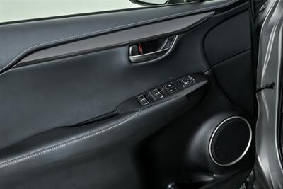 2018 Lexus NX 300   - Photo 18 - Joliet, IL 60435