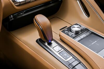 2021 Lexus LC 500 Convertible   - Photo 41 - Joliet, IL 60435