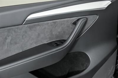 2023 Tesla Model Y Performance - Photo 18 - Joliet, IL 60435