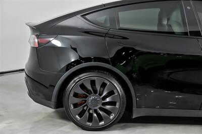 2023 Tesla Model Y Performance - Photo 13 - Joliet, IL 60435