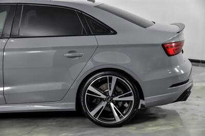 2018 Audi RS 3 2.5T quattro   - Photo 9 - Joliet, IL 60435