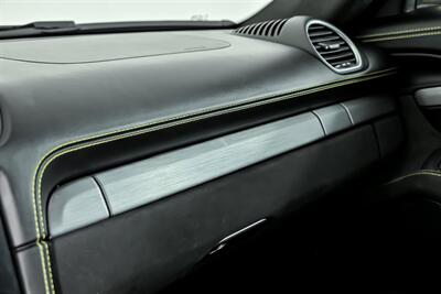 2022 Porsche 718 Cayman GT4   - Photo 36 - Joliet, IL 60435