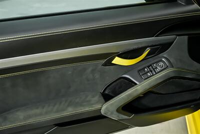 2022 Porsche 718 Cayman GT4   - Photo 18 - Joliet, IL 60435