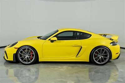2022 Porsche 718 Cayman GT4   - Photo 8 - Joliet, IL 60435