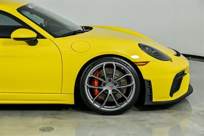 2022 Porsche 718 Cayman GT4   - Photo 15 - Joliet, IL 60435
