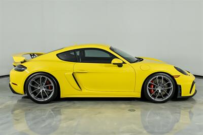 2022 Porsche 718 Cayman GT4   - Photo 14 - Joliet, IL 60435