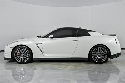 2016 Nissan GT-R Premium   - Photo 8 - Joliet, IL 60435