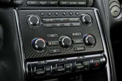 2016 Nissan GT-R Premium   - Photo 34 - Joliet, IL 60435
