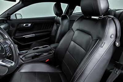 2020 Ford Mustang GT Premium   - Photo 21 - Joliet, IL 60435