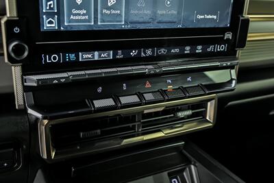 2025 GMC HUMMER EV 3X   - Photo 37 - Joliet, IL 60435