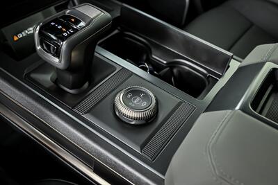 2025 GMC HUMMER EV 3X   - Photo 39 - Joliet, IL 60435